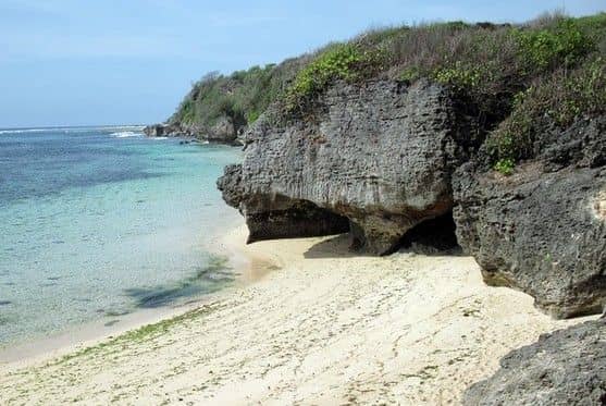 10 Hidden Beach Terkenal di Kalangan Wisatawan Dunia