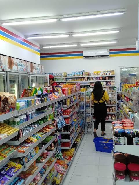 Rivalitas Sengit Indomaret vs Alfamart, Agan Lebih Suka yg Mana?
