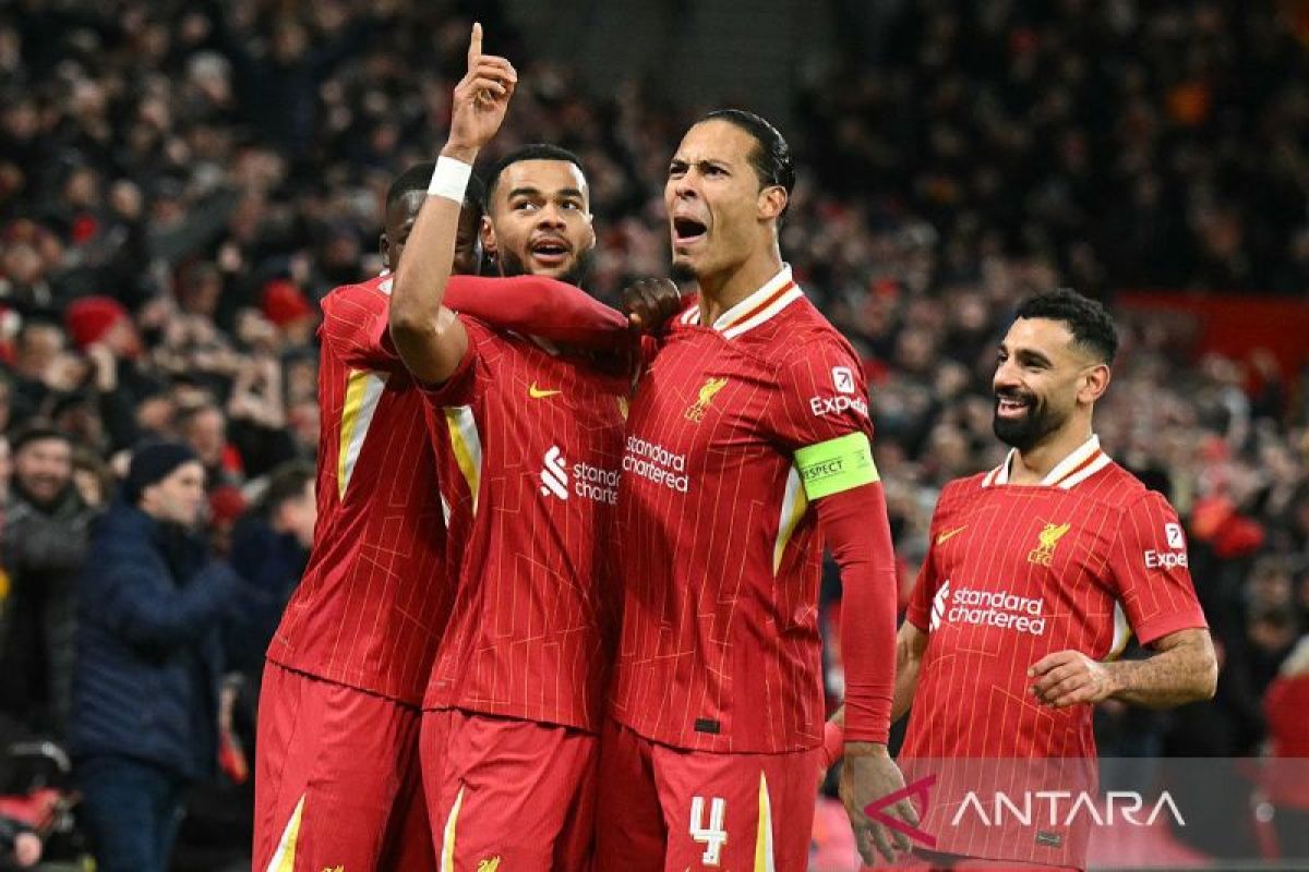 Laga Merseyside Derby ditunda efek cuaca buruk