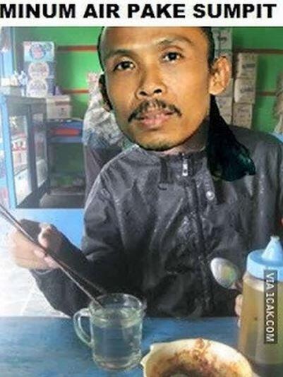 11 Cara jenaka orang pakai sumpit, ada-ada aja idenya