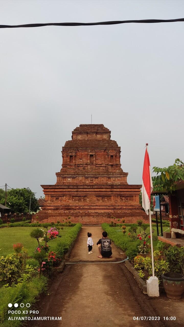 Candi Gunung Gangsir, Candi dengan mitos harta karun
