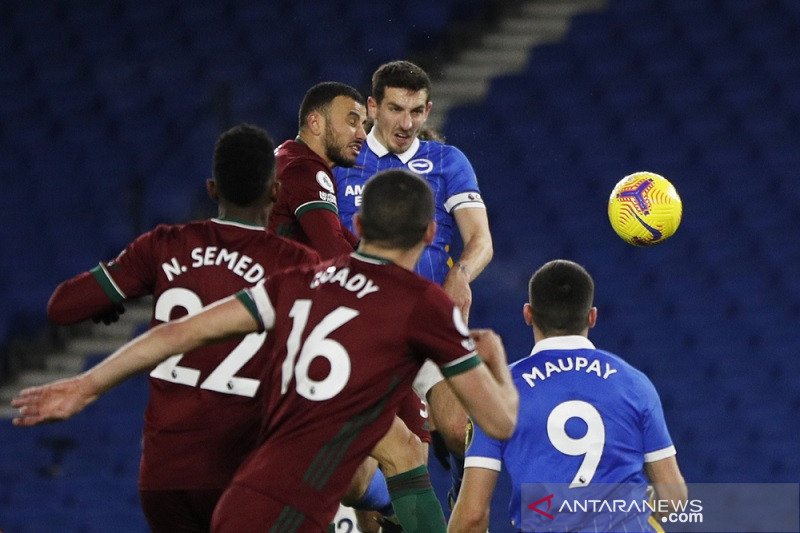 Brighton & Wolverhampton berbagi poin setelah lewati hujan enam gol