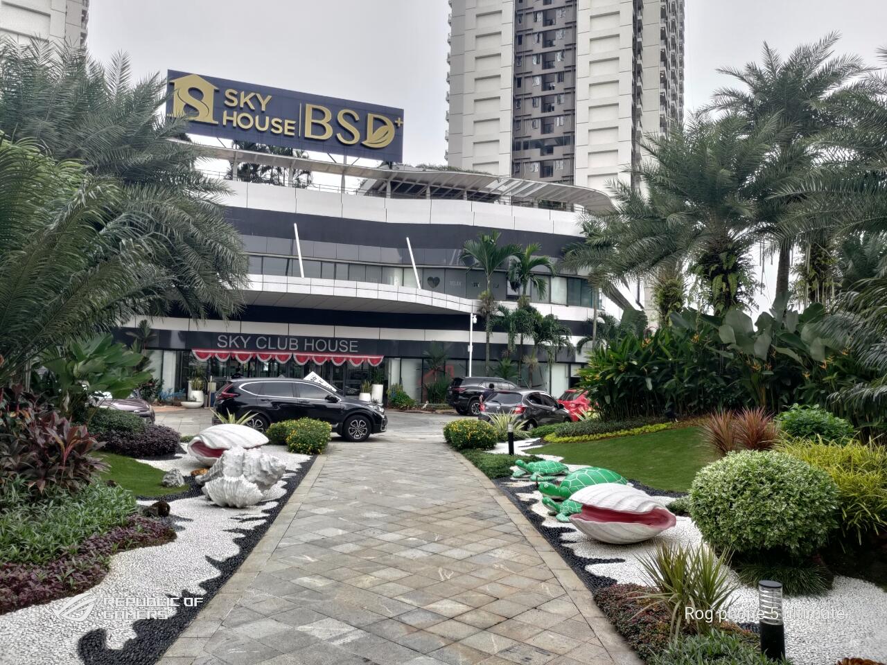 APARTEMEN SKY HOUSE BSD