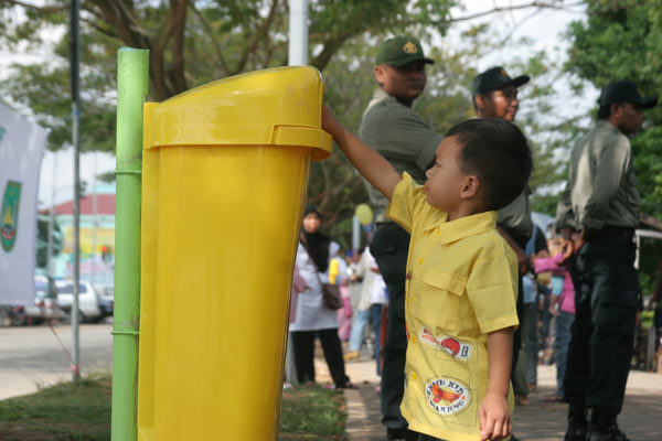 buang-sampah-11.jpg