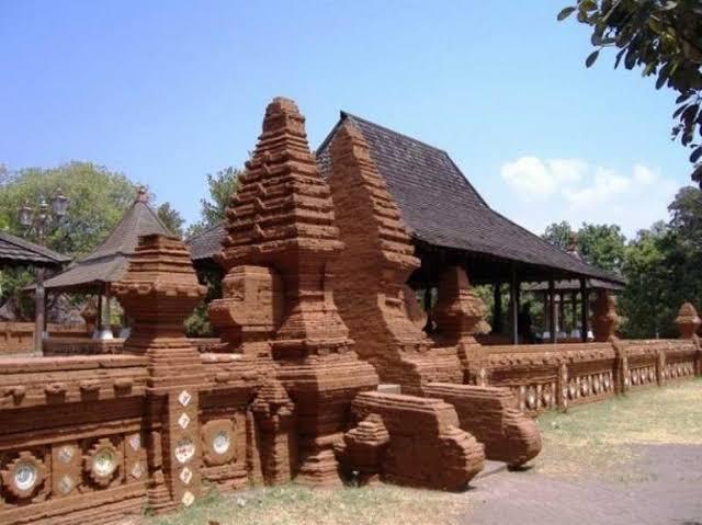 Sisi Lain Dari Majapahit, Yang Jarang Orang Tau!