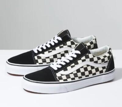 10 Sneakers Vans Terbaik untuk Pria & Wanita