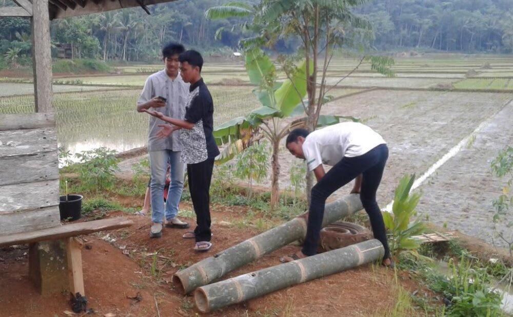 Bebeledugan Permainan Tradisional Menjelang Berbuka Puasa