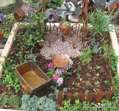 miniature-gardens-09.jpg