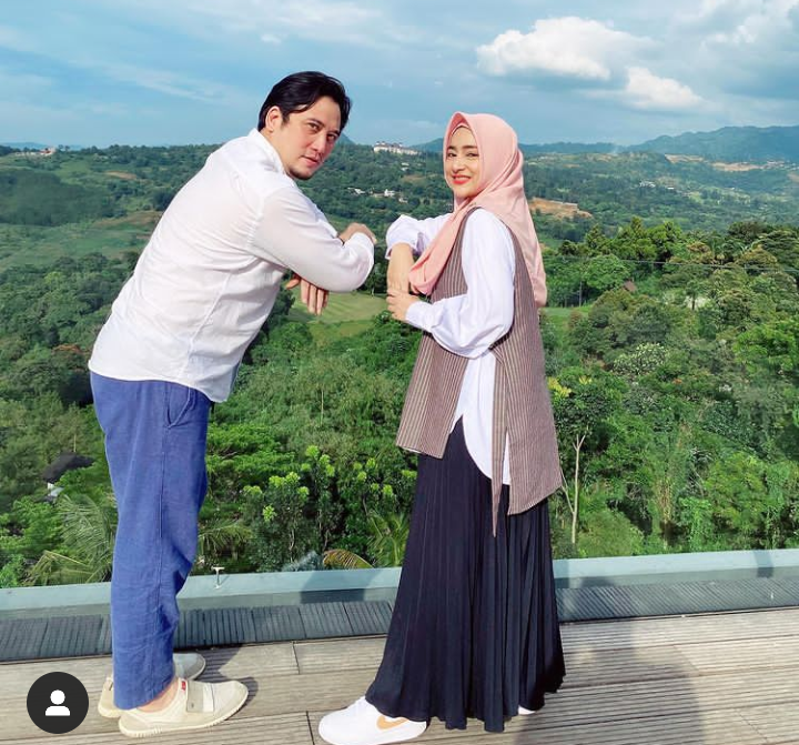 Mengenang Partner Presenter, Sampai Ada yg Menjadi Pasangan Hidup