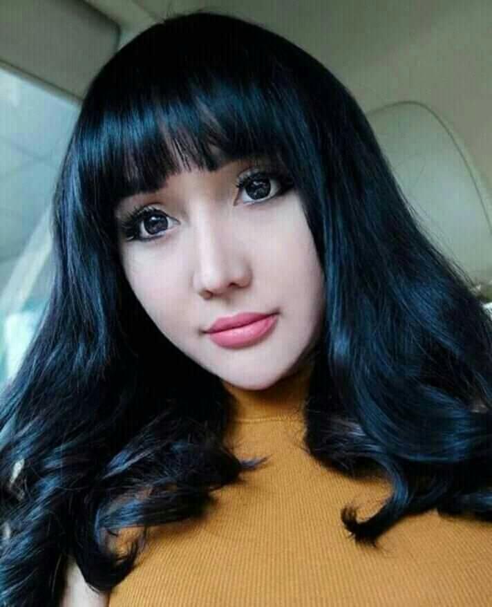 KISAH HIDUP DAN SISI LAIN LUCINTA LUNA 