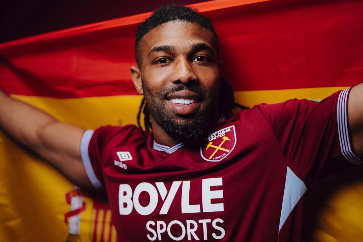 Adama Traore resmi gabung West Ham United