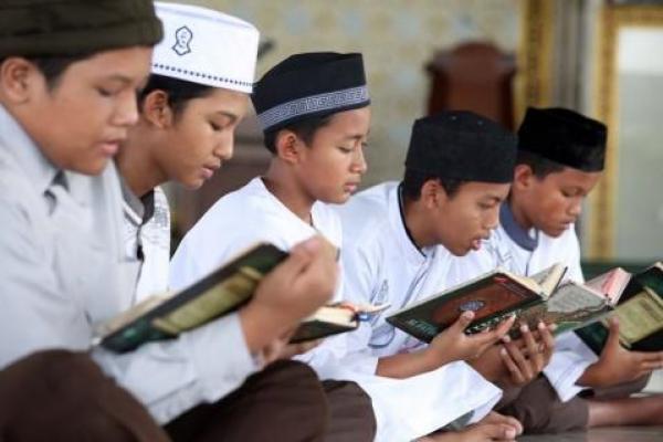3 Modal Wajib Memondokkan Anak, yg ke-3 Berat!
