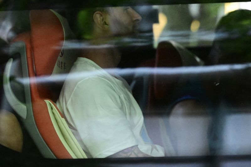 Tetaplah datang ke Indonesia, Messi
