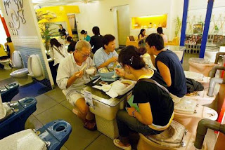 toilet2.jpeg