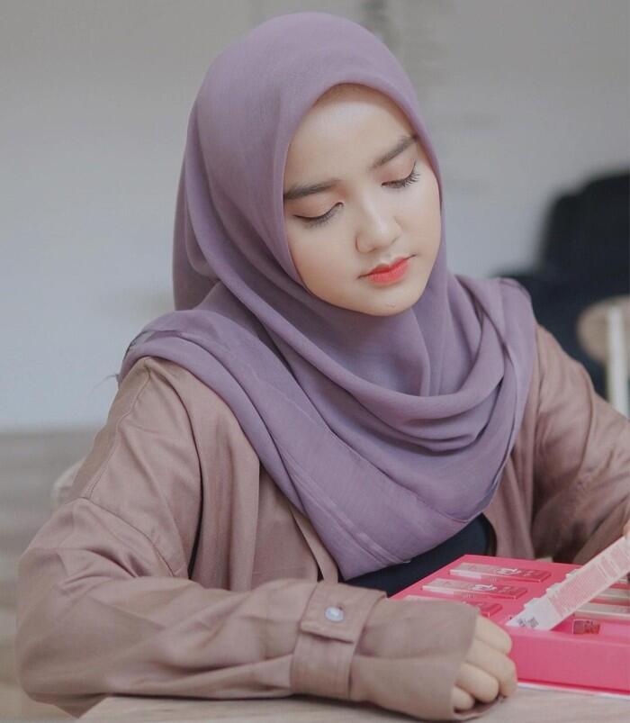 10 Potret Wirda Mansur, Bikin Hati Adem & Bilang Masyaallah!