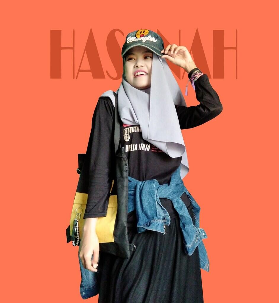 WANITA DAN KEINDAHAN