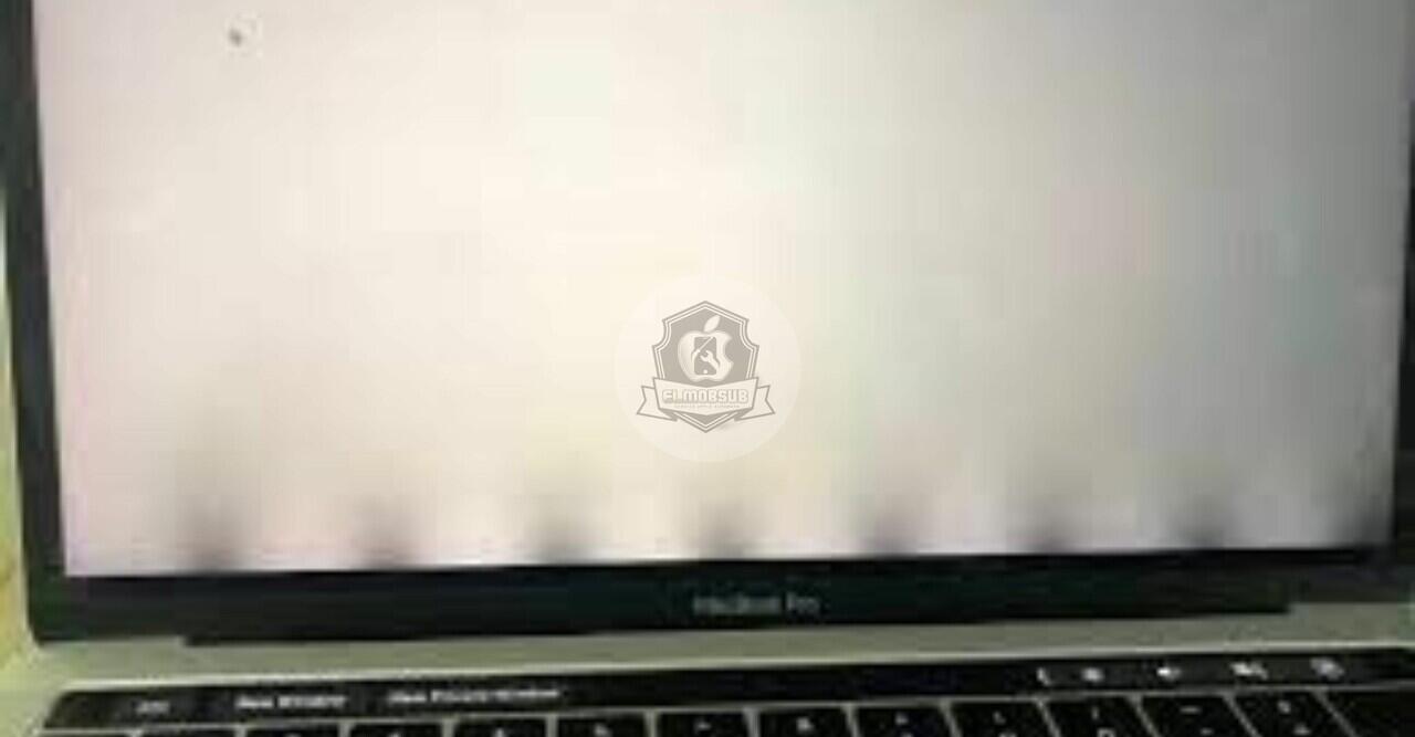 Flexgate Issue pada Layar LCD MacBook