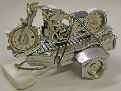 Motorcycles-made-from-old-watches-07.jpg