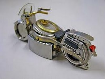 Motorcycles-made-from-old-watches-10.jpg