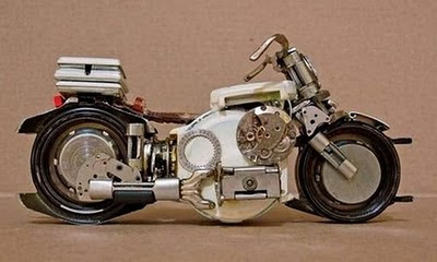 Motorcycles-made-from-old-watches-06.jpg