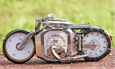 Motorcycles-made-from-old-watches-25.jpg