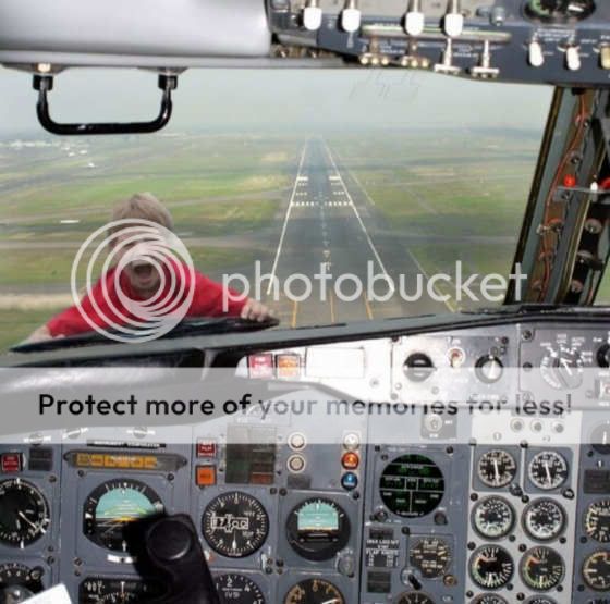 10 Foto Pemandangan Dari Kaca Pesawat Gambar  Kitan