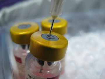 vaksin-hiv.jpg
