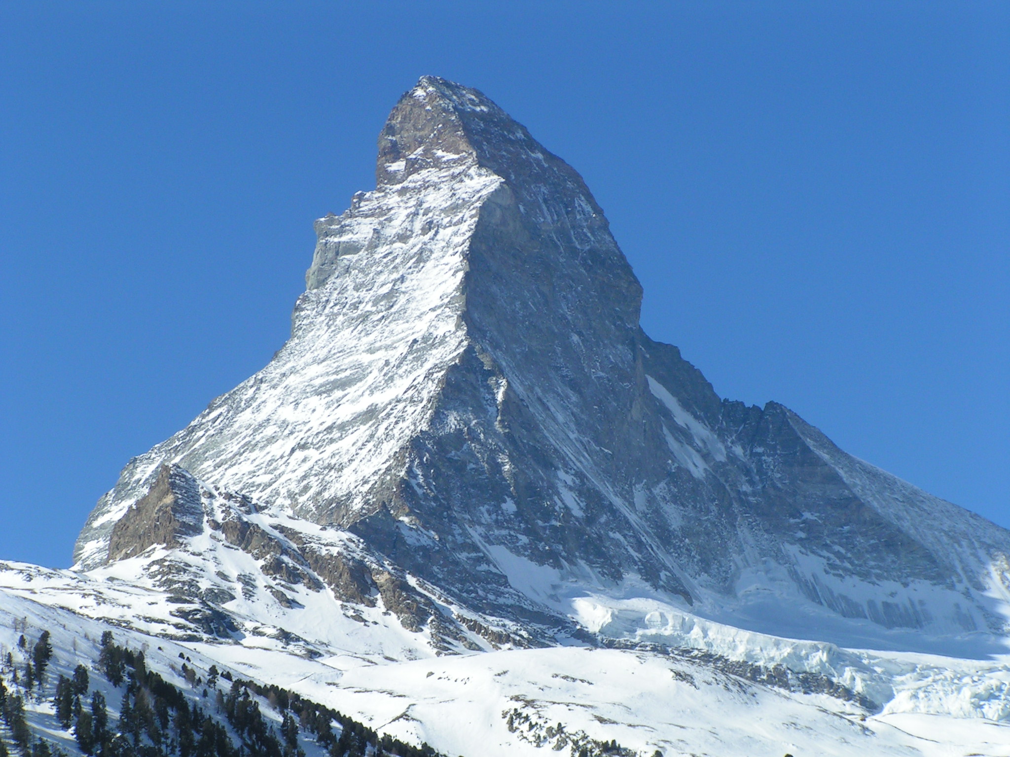 Matterhorn-EastAndNorthside-viewedFromZermatt_landscapeformat.jpg