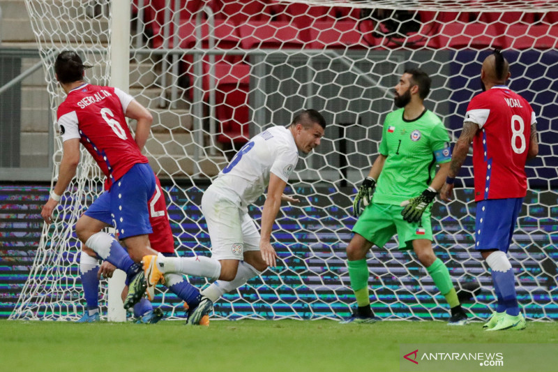 Paraguay tumbangkan Chile dua gol tanpa balas