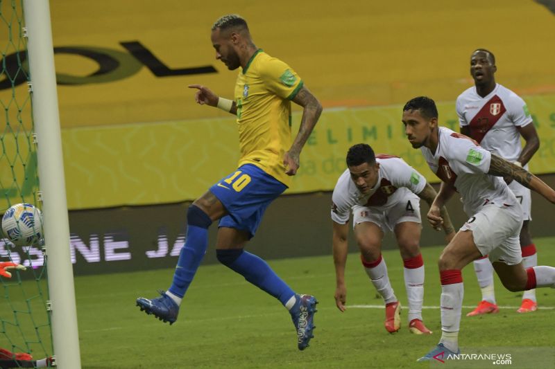 Brazil pertahankan kemenangan seratus persen usai taklukkan Peru 2-0
