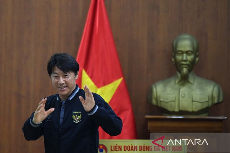 Shin yakin fisik pemain Vietnam terkuras perjalanan panjang ke Hanoi