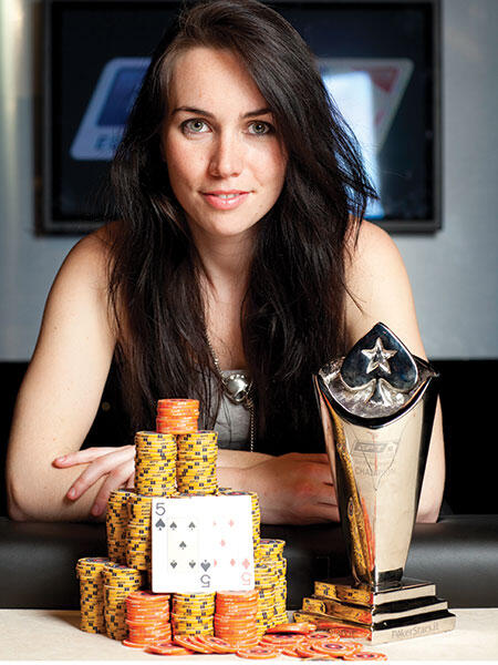 Si Cantik Liv Boeree, Pemain Poker Paling Sukses di Dunia. Ada yg Mau Belajar?