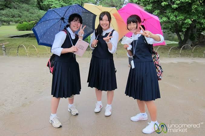 Rok Siswi SMA Jepang Tak Boleh Pakai CD, Asli Atau Hoax? Ini Jawabannya