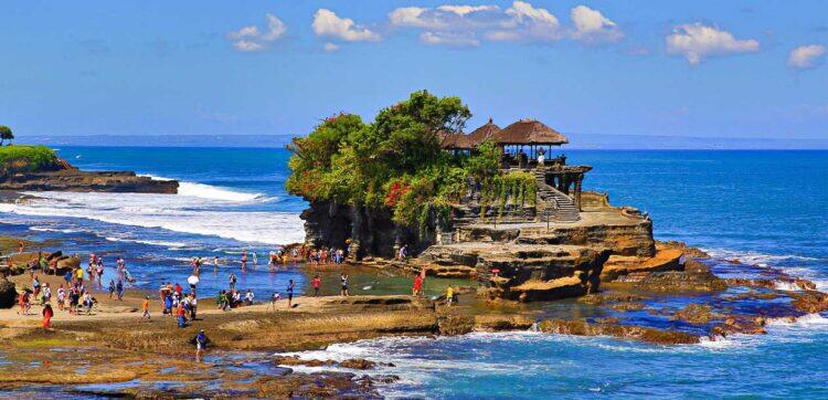 kawasan Wisata Pura populer di Bali